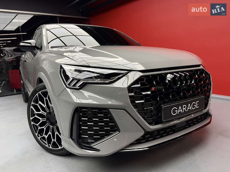 Позашляховик / Кросовер Audi RS Q3 2023 в Києві