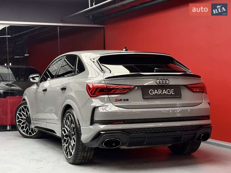 Позашляховик / Кросовер Audi RS Q3 2023 в Києві