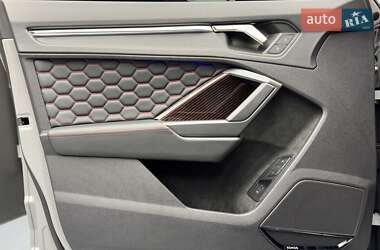 Внедорожник / Кроссовер Audi RS Q3 2023 в 
