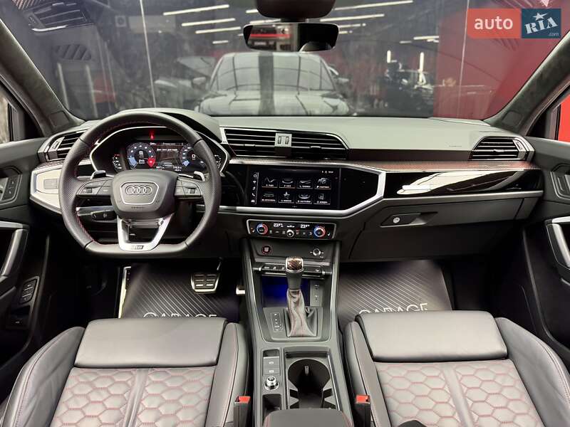 Позашляховик / Кросовер Audi RS Q3 2023 в Києві