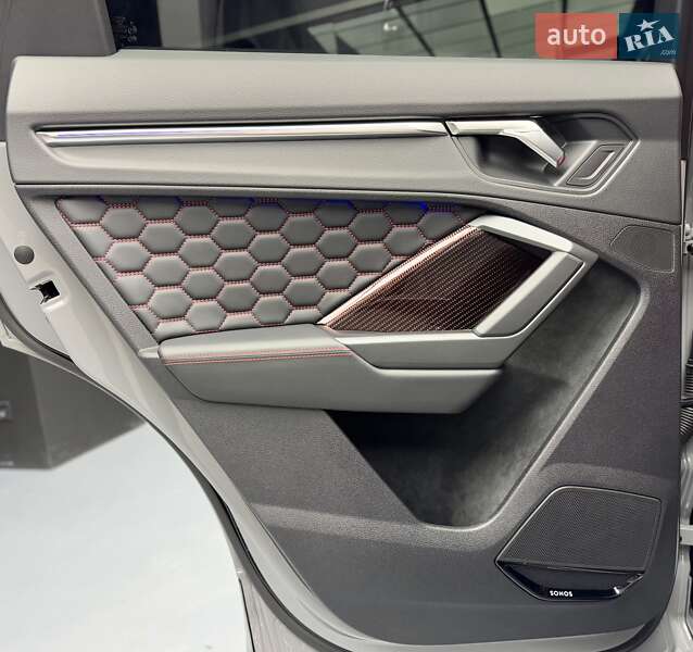 Позашляховик / Кросовер Audi RS Q3 2023 в Києві