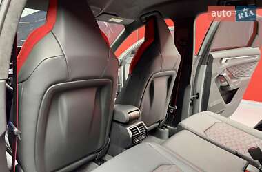 Внедорожник / Кроссовер Audi RS Q3 2023 в 