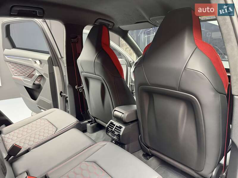 Позашляховик / Кросовер Audi RS Q3 2023 в Києві