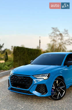 Внедорожник / Кроссовер Audi RS Q3 2023 в 