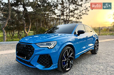 Внедорожник / Кроссовер Audi RS Q3 2023 в 