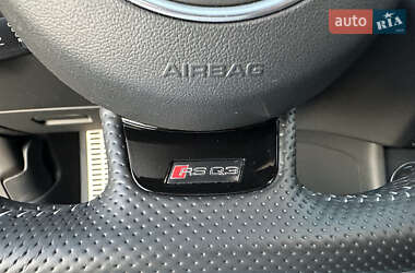 Внедорожник / Кроссовер Audi RS Q3 2016 в 