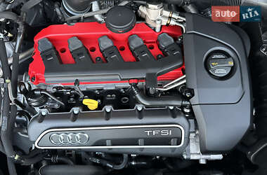 Внедорожник / Кроссовер Audi RS Q3 2016 в 