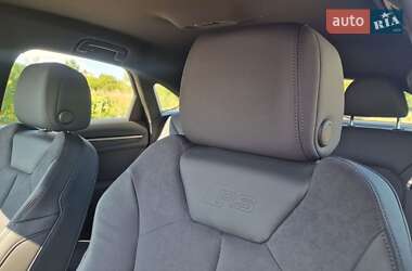 Внедорожник / Кроссовер Audi RS Q3 2024 в 