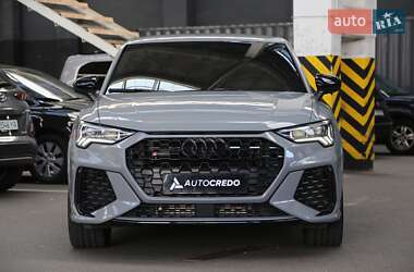 Внедорожник / Кроссовер Audi RS Q3 2021 в 