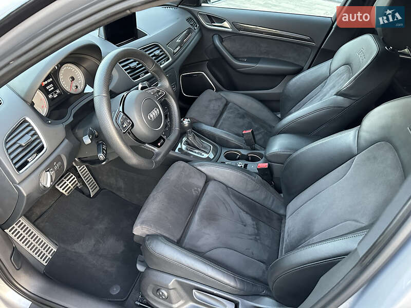 Внедорожник / Кроссовер Audi RS Q3 2016 в Луцке