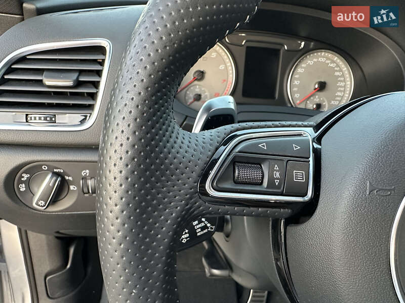 Внедорожник / Кроссовер Audi RS Q3 2016 в Луцке