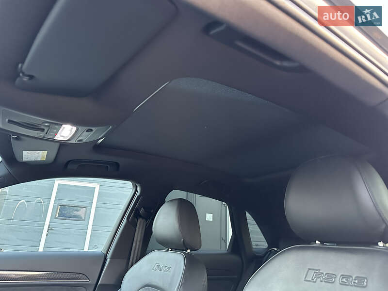 Внедорожник / Кроссовер Audi RS Q3 2016 в Луцке