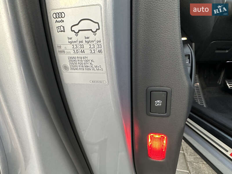 Внедорожник / Кроссовер Audi RS Q3 2016 в Луцке