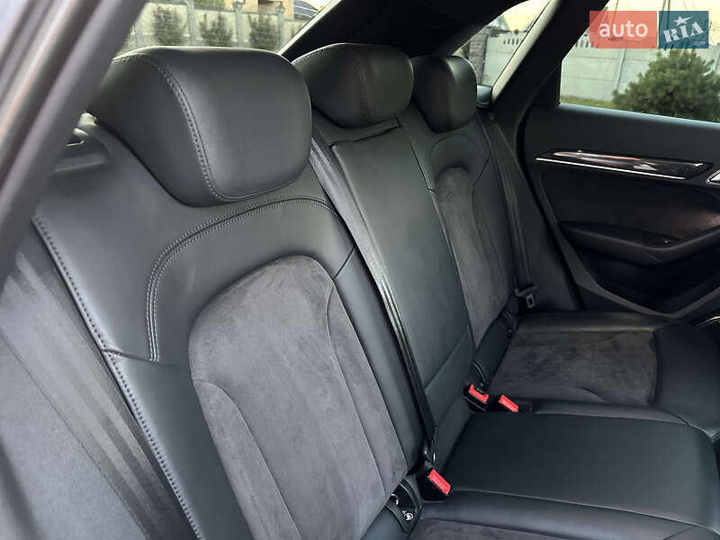 Внедорожник / Кроссовер Audi RS Q3 2016 в Луцке