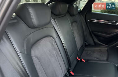 Позашляховик / Кросовер Audi RS Q3 2016 в  фото 132 Позашляховик / Кросовер Audi RS Q3 2016 в