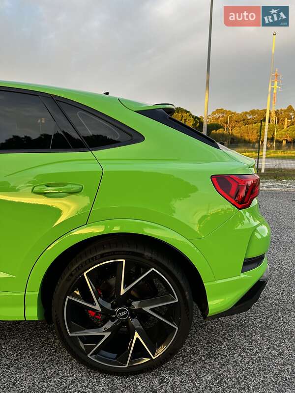 Внедорожник / Кроссовер Audi RS Q3 2021 в Киеве фото 41 Внедорожник / Кроссовер Audi RS Q3 2021 в Киеве