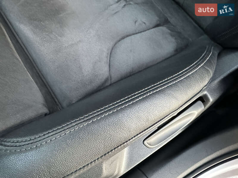 Внедорожник / Кроссовер Audi RS Q3 2016 в Луцке