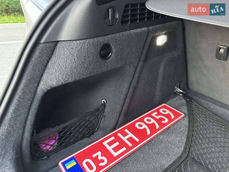 Внедорожник / Кроссовер Audi RS Q3 2016 в Луцке