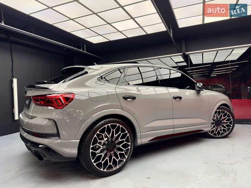 Внедорожник / Кроссовер Audi RS Q3 2023 в Киеве фото 20 Внедорожник / Кроссовер Audi RS Q3 2023 в Киеве