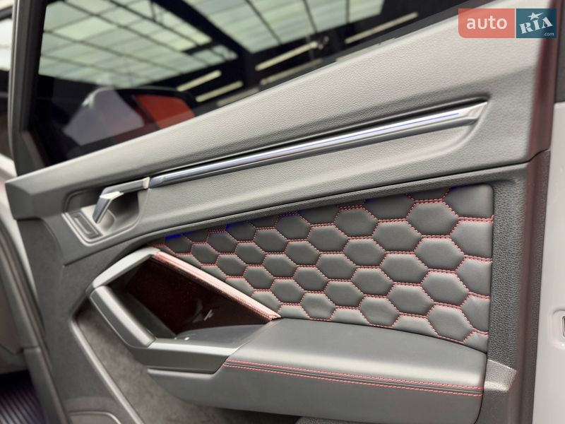 Внедорожник / Кроссовер Audi RS Q3 2023 в Киеве фото 62 Внедорожник / Кроссовер Audi RS Q3 2023 в Киеве