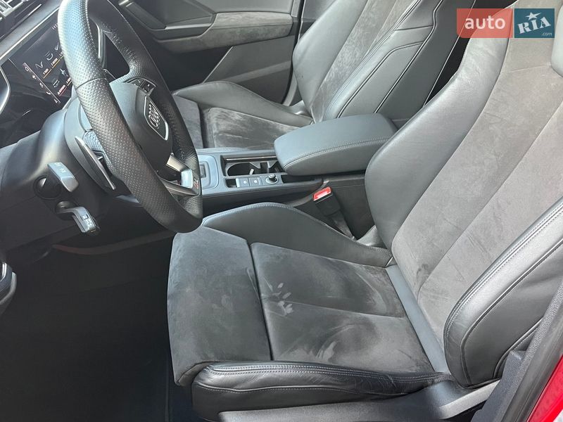 Позашляховик / Кросовер Audi RS Q3 2021 в Дніпрі фото 33 Позашляховик / Кросовер Audi RS Q3 2021 в Дніпрі