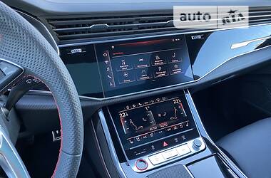 Внедорожник / Кроссовер Audi RS Q8 2021 в 