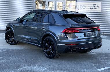 Внедорожник / Кроссовер Audi RS Q8 2021 в 