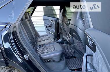 Внедорожник / Кроссовер Audi RS Q8 2021 в 