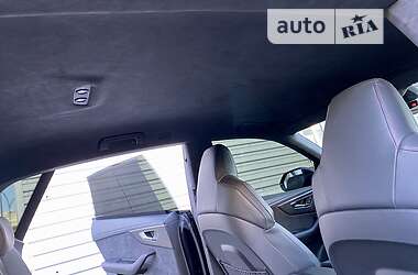 Внедорожник / Кроссовер Audi RS Q8 2021 в 