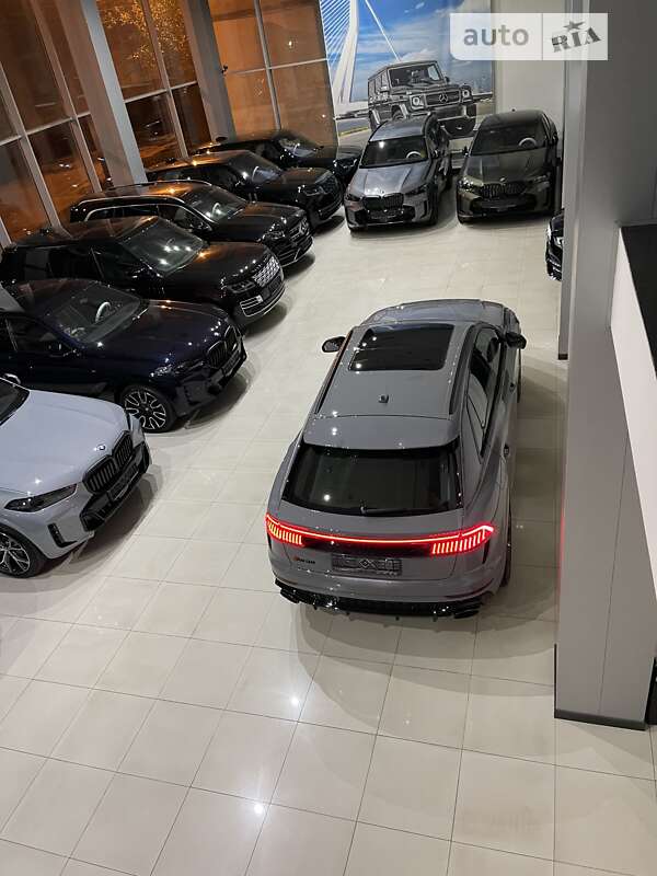 Внедорожник / Кроссовер Audi RS Q8 2023 в Одессе