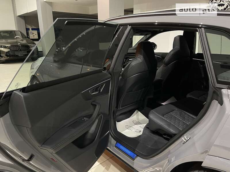 Внедорожник / Кроссовер Audi RS Q8 2023 в Одессе