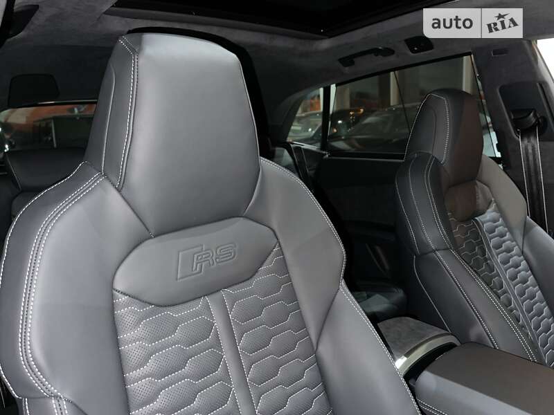 Внедорожник / Кроссовер Audi RS Q8 2023 в Одессе
