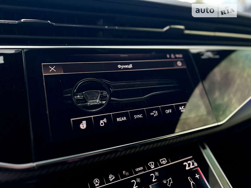 Внедорожник / Кроссовер Audi RS Q8 2021 в Виннице