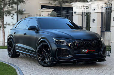 Внедорожник / Кроссовер Audi RS Q8 2021 в 