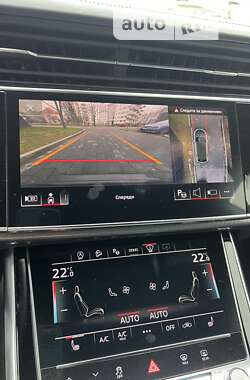 Внедорожник / Кроссовер Audi RS Q8 2021 в 