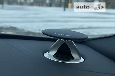 Позашляховик / Кросовер Audi RS Q8 2023 в 
