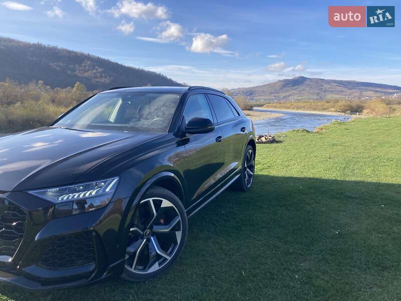 Позашляховик / Кросовер Audi RS Q8 2022 в Львові