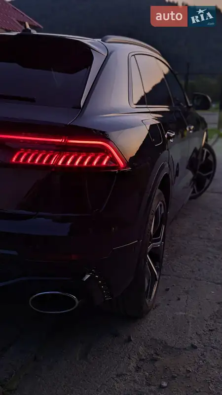 Audi RS Q8 2022 VIN WUAZZZF17ND020945 фото оголошення 19 з 53