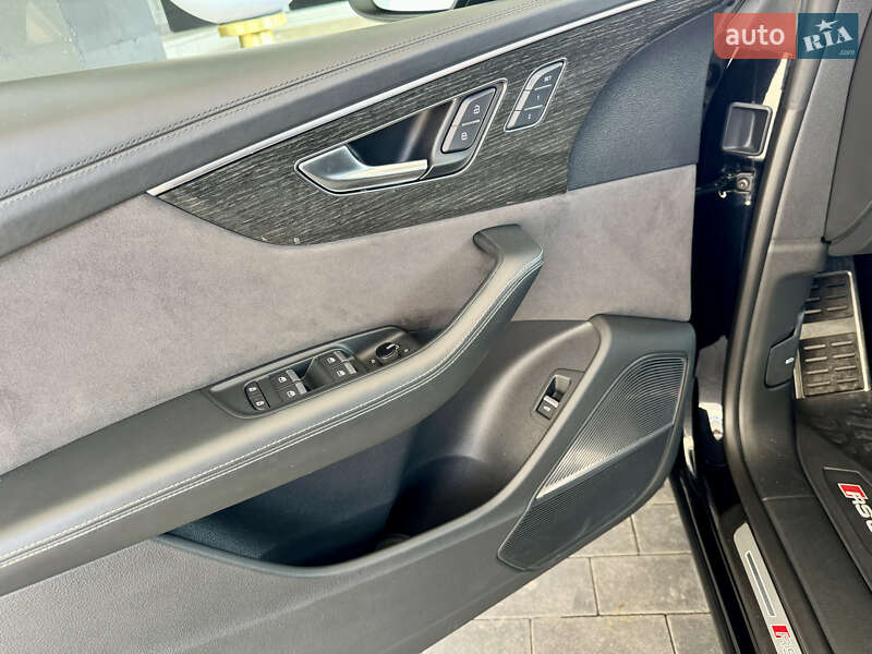 Позашляховик / Кросовер Audi RS Q8 2021 в Львові