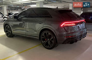 Внедорожник / Кроссовер Audi RS Q8 2021 в 