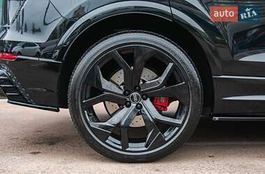 Внедорожник / Кроссовер Audi RS Q8 2023 в 