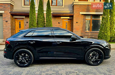 Позашляховик / Кросовер Audi RS Q8 2025 в 