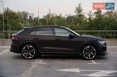 Внедорожник / Кроссовер Audi RS Q8 2020 в 