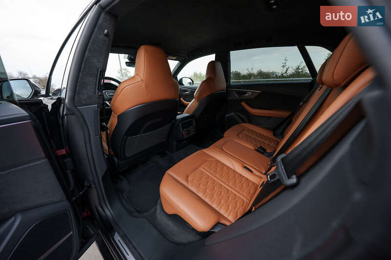 Позашляховик / Кросовер Audi RS Q8 2020 в Києві