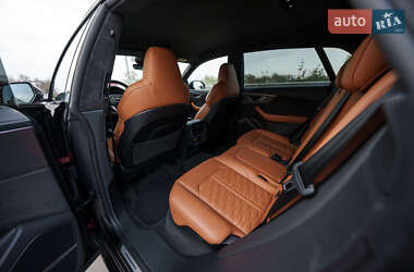 Внедорожник / Кроссовер Audi RS Q8 2020 в 