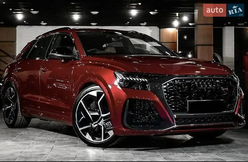 Внедорожник / Кроссовер Audi RS Q8 2020 в 