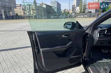 Позашляховик / Кросовер Audi RS Q8 2020 в 