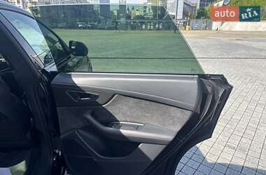 Позашляховик / Кросовер Audi RS Q8 2020 в 