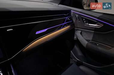 Внедорожник / Кроссовер Audi RS Q8 2024 в 