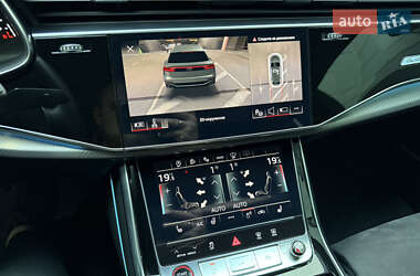 Позашляховик / Кросовер Audi RS Q8 2021 в 